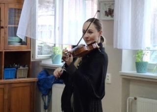  Huslistka , pani Aneta Lednická a jej vianočný koncert...