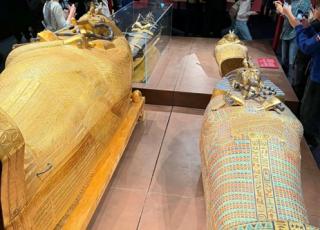 Hrobky egyptských faraónov nás všetkých zaujali a očarili.