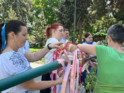 Stavanie mája v DSS Zavar