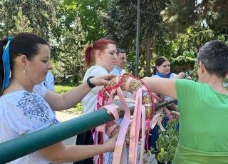 Stavanie mája v DSS Zavar