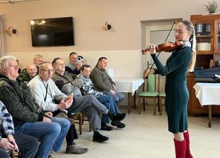 Adventný husľový koncert 1