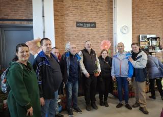 Klienti a zamestnanci DSS Zavar na výstave čemeríc v Trnave